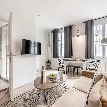 A21 Republique Marais 1bedroom Paris03 Ac Apartment *